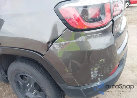 2019 Jeep Compass Sport Fwd from USA, damaged, VIN 3C4NJCABXKC685912